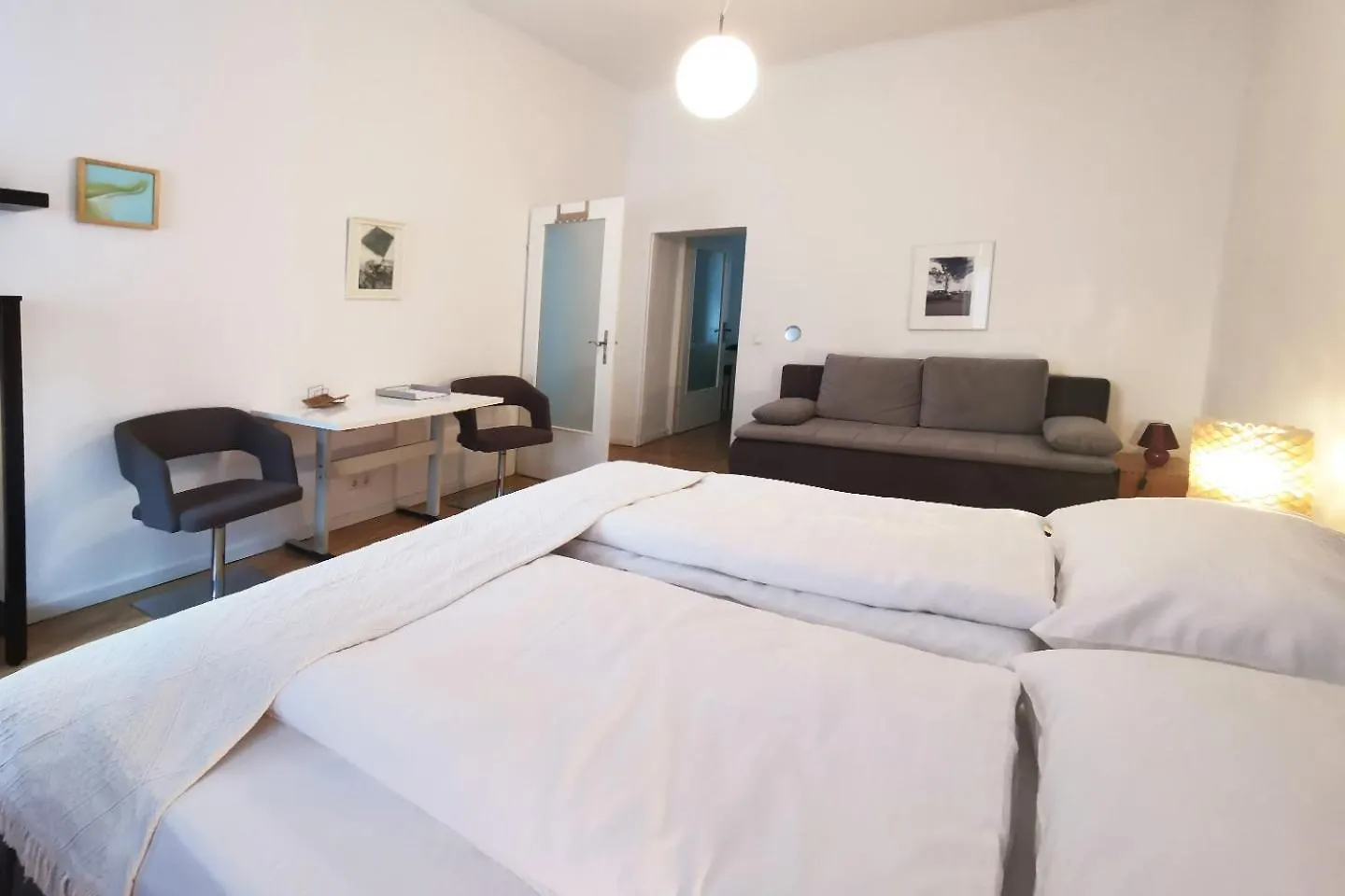 Vienna Palm Apartment 0*,