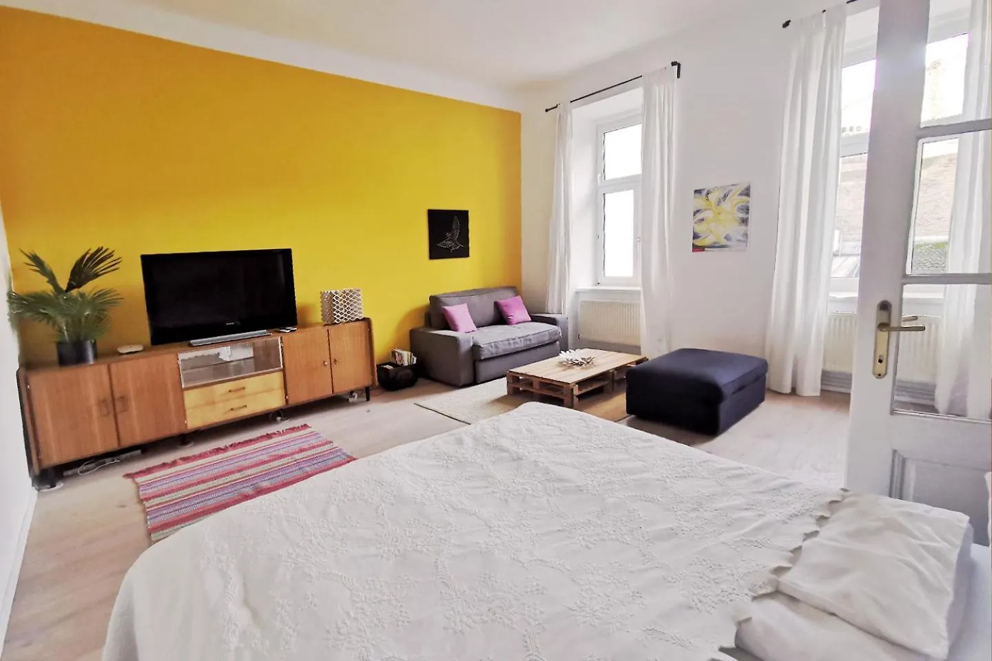 Vienna Palm Apartment 0*,