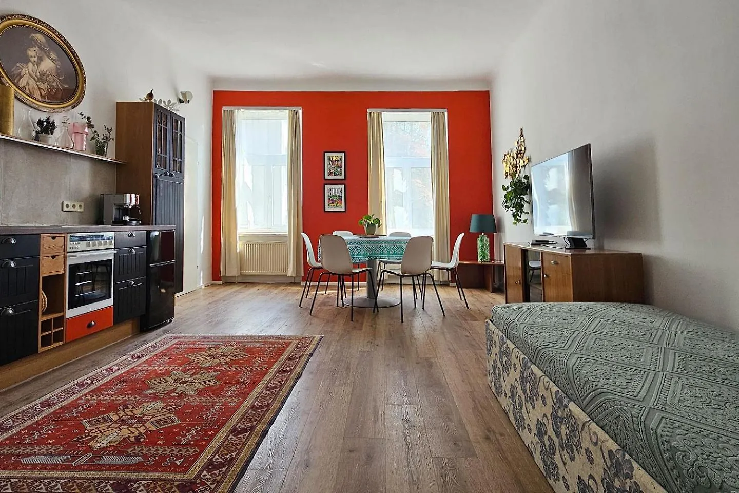 Vienna Palm Apartment 0*,